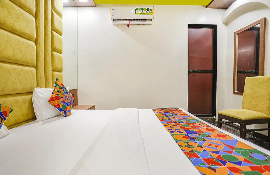 Via Versova Residency - Nr Kokilaben Hospital-1