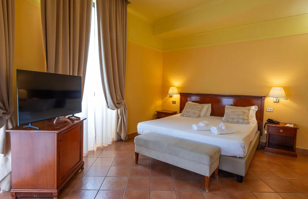 Hotel Nuvo-1