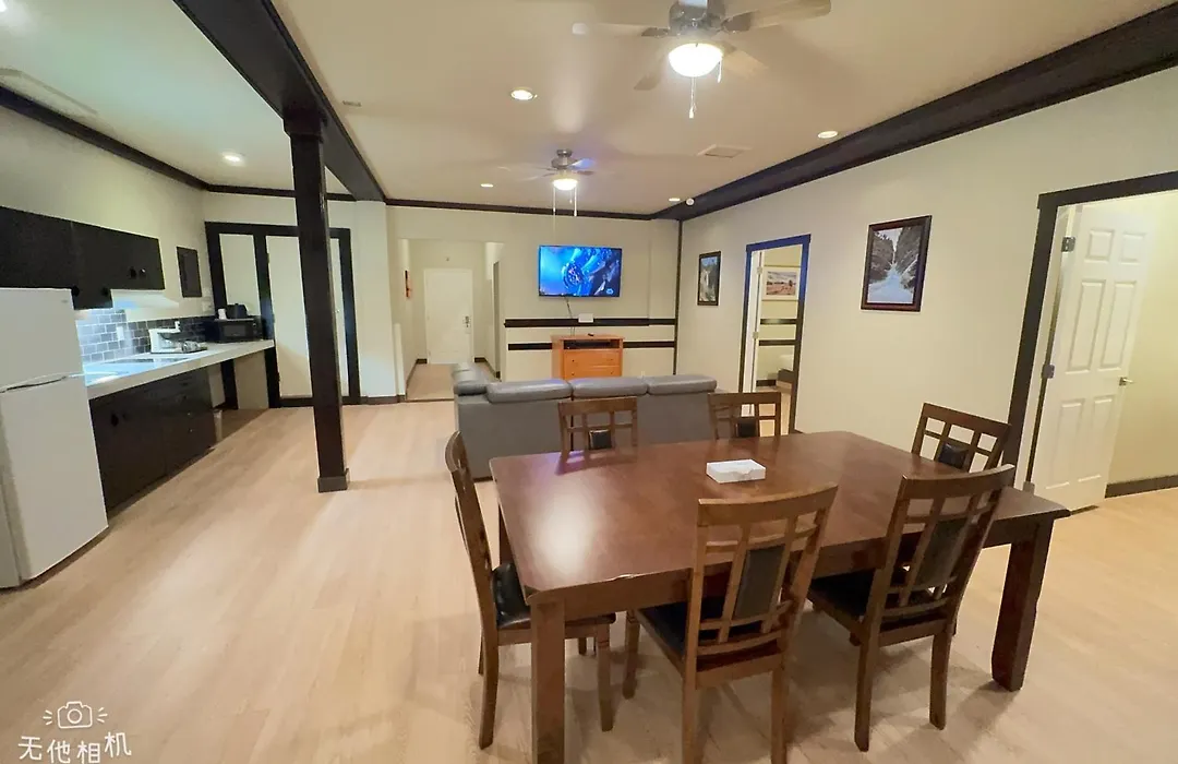 Wells Gray Inn-1