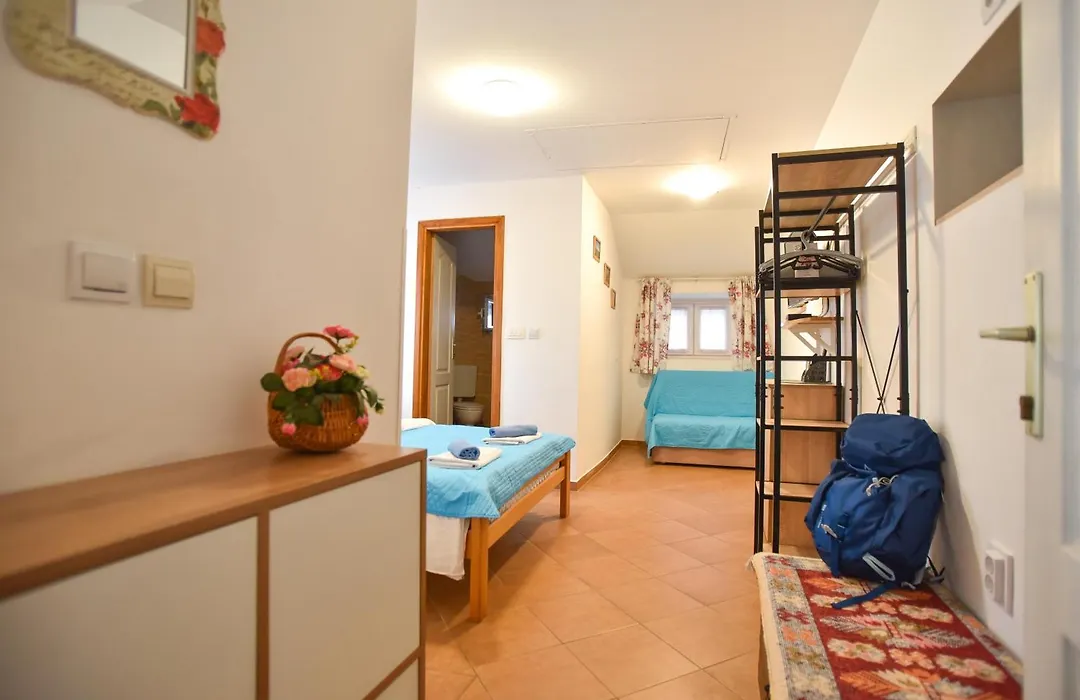 Sailor House-1