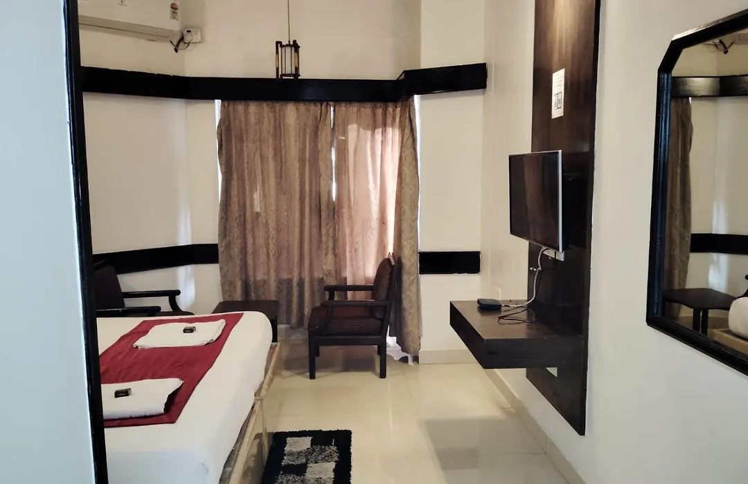 Hotel New Rajdarshan-1