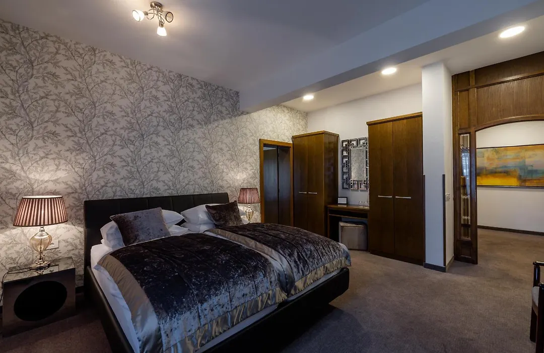 Hotel Lipa-1