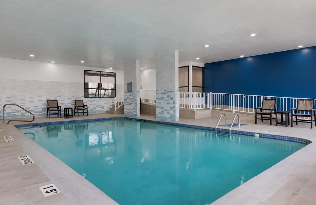 Hampton Inn & Suites By Hilton Windsor-1