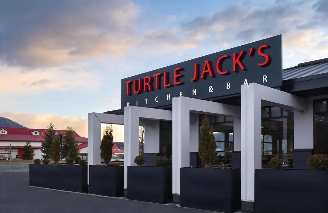 Doubletree By Hilton West Kelowna-1