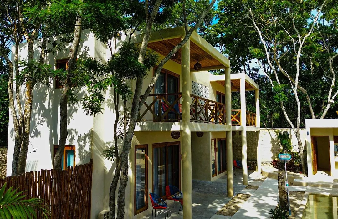Hotel&Eco Cabañas Azul María Bacalar- Gratis Club de playa-1