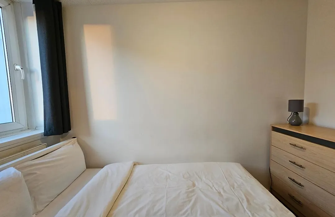 Wapping Stay-1