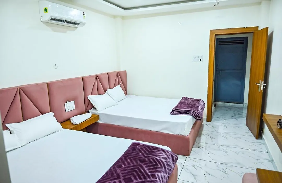 Hotel Shree Kunj-1