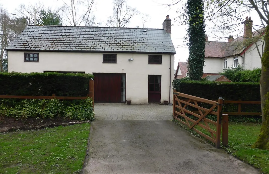 Glen-Yr-Afon House Hotel-1
