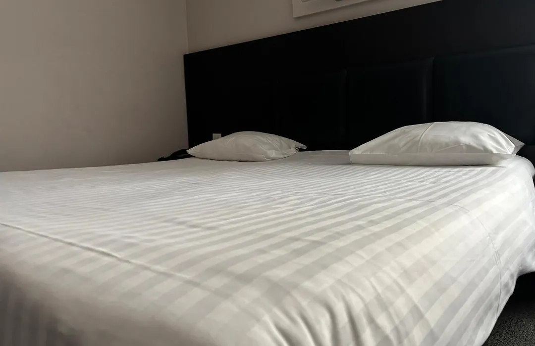 Hotel La Louve-1