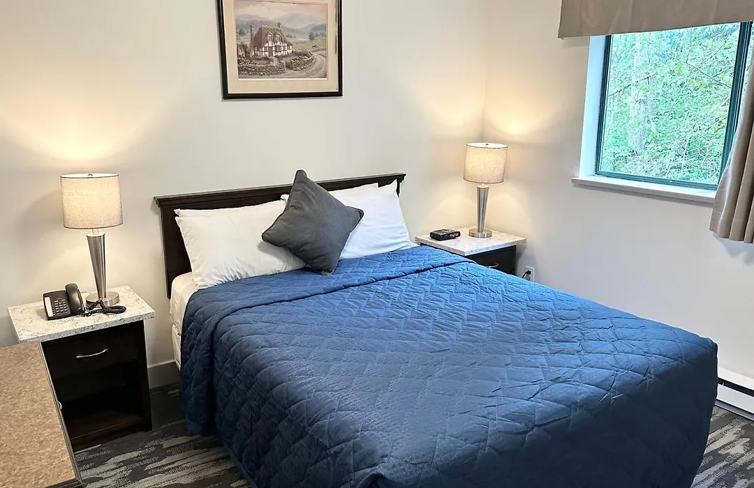 Canadian Inn-1