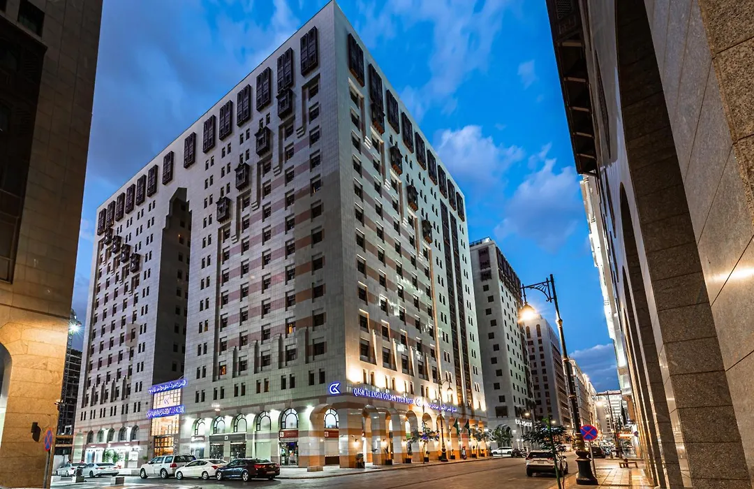 Qasr Al Ansar Golden Tulip Hotel-1