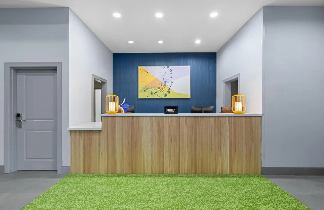 Spark By Hilton Homewood Birmingham-1