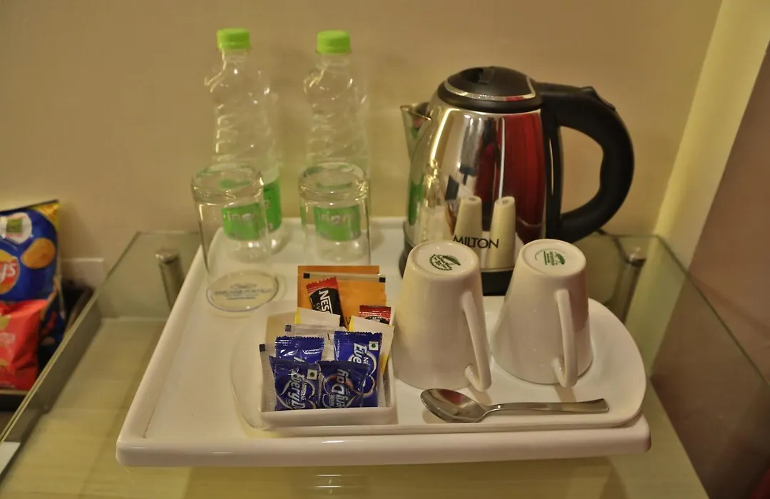 Sarovar Portico Naraina, Hotel-1