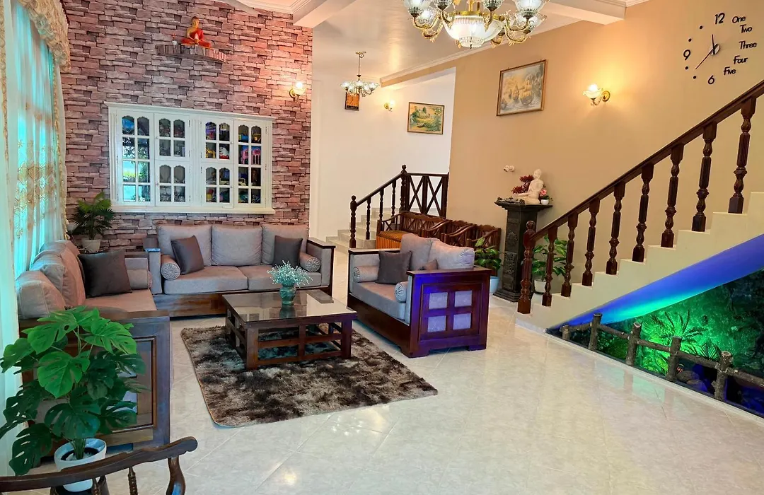 Avon Villa-1