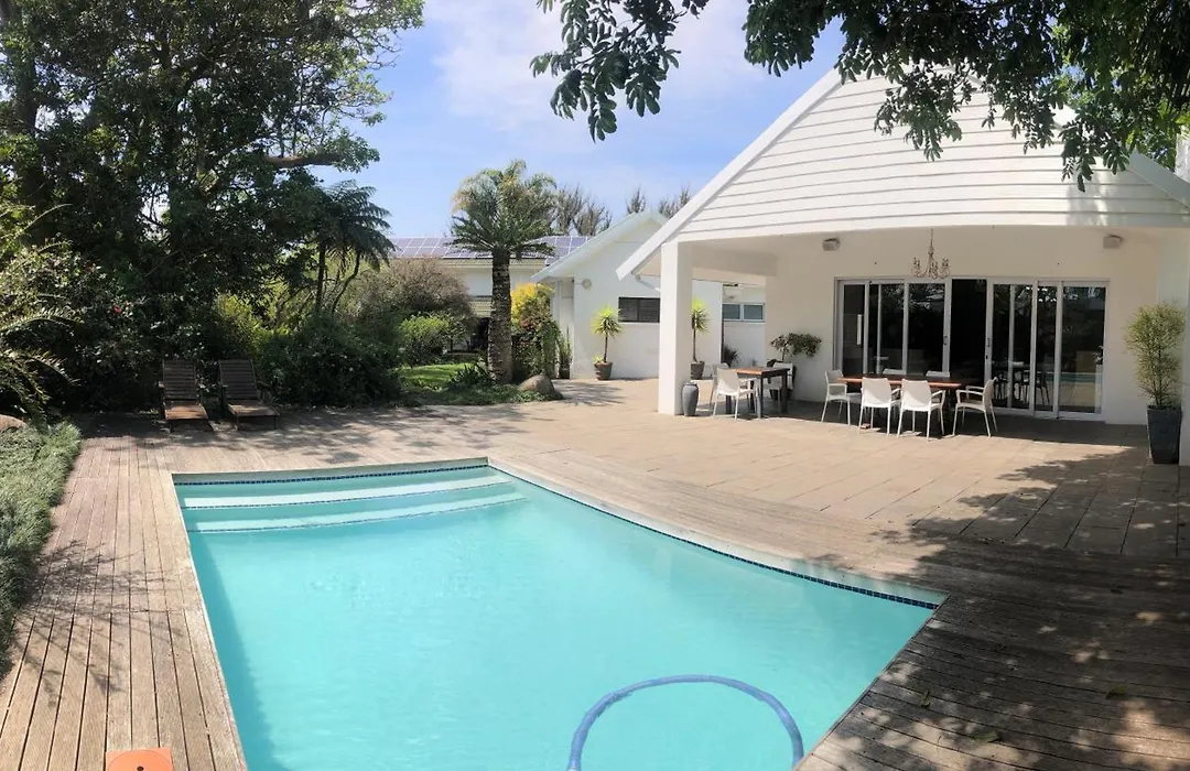Bunkers Inn Guesthouse-1