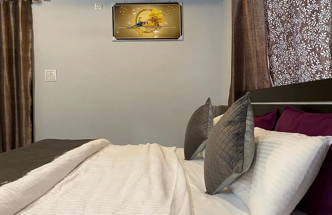 Hotel Rajshree Palace-1