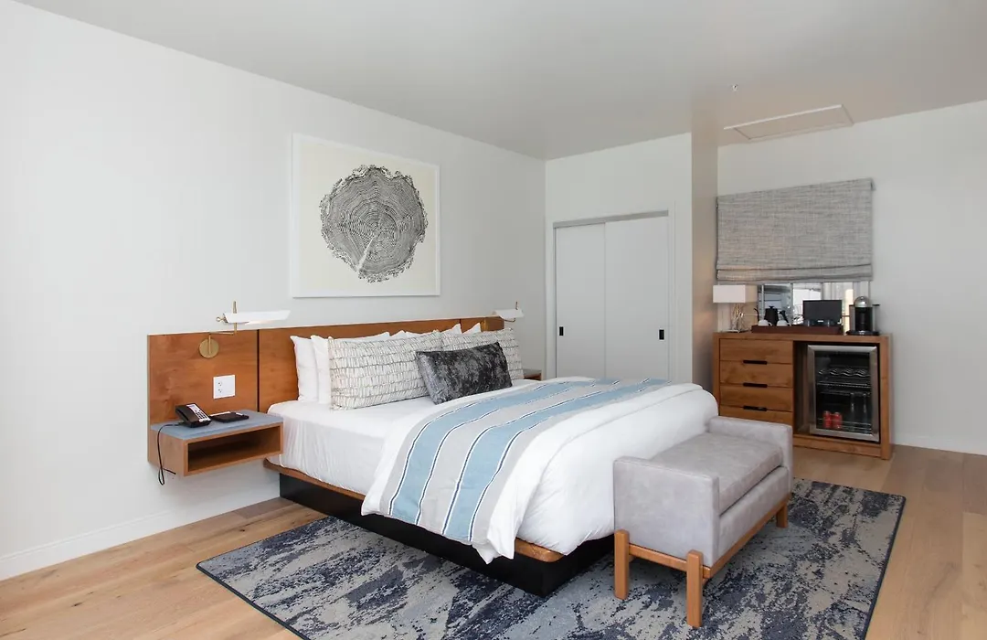 Carmel Beach Hotel-1