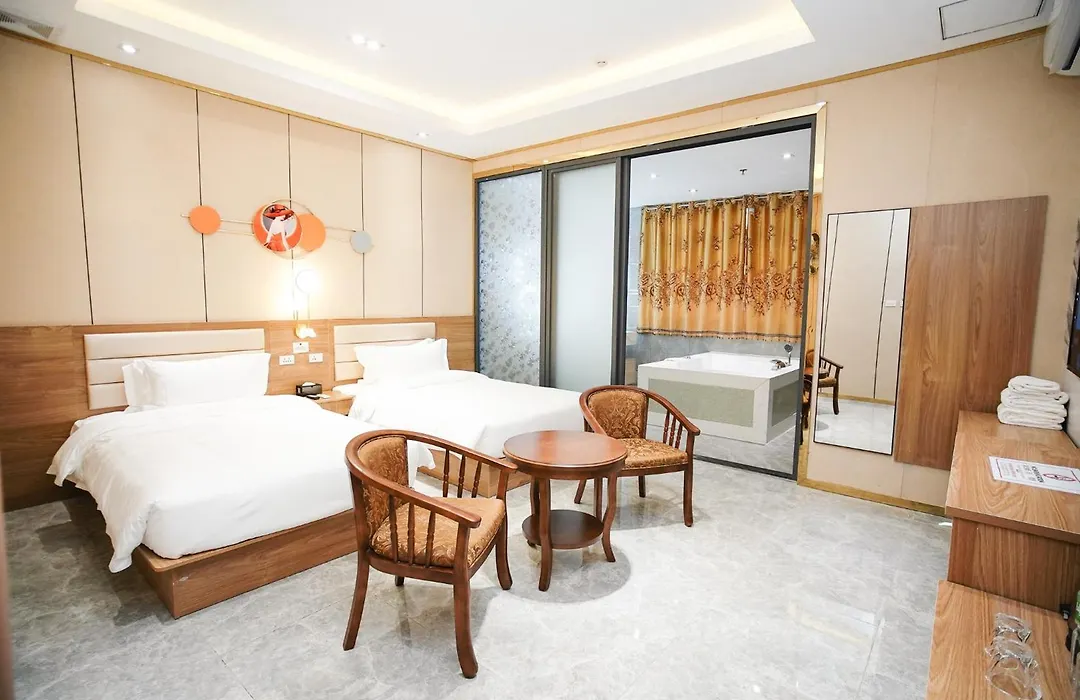 Home Me Hotel Makati-1