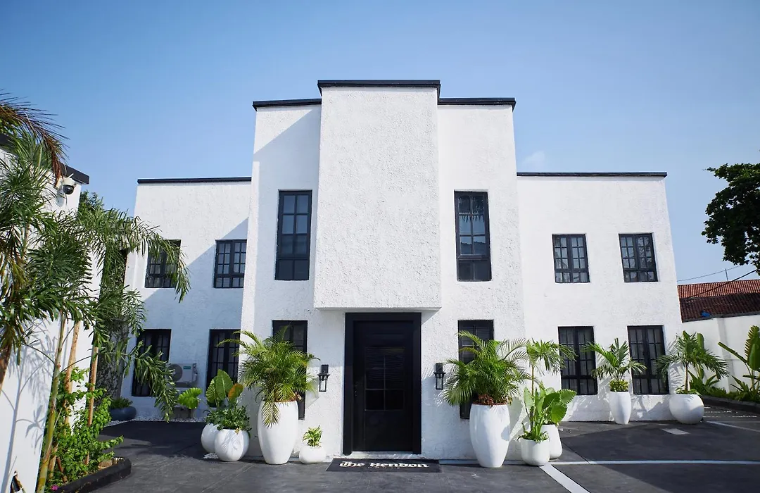 The Hendon House-1