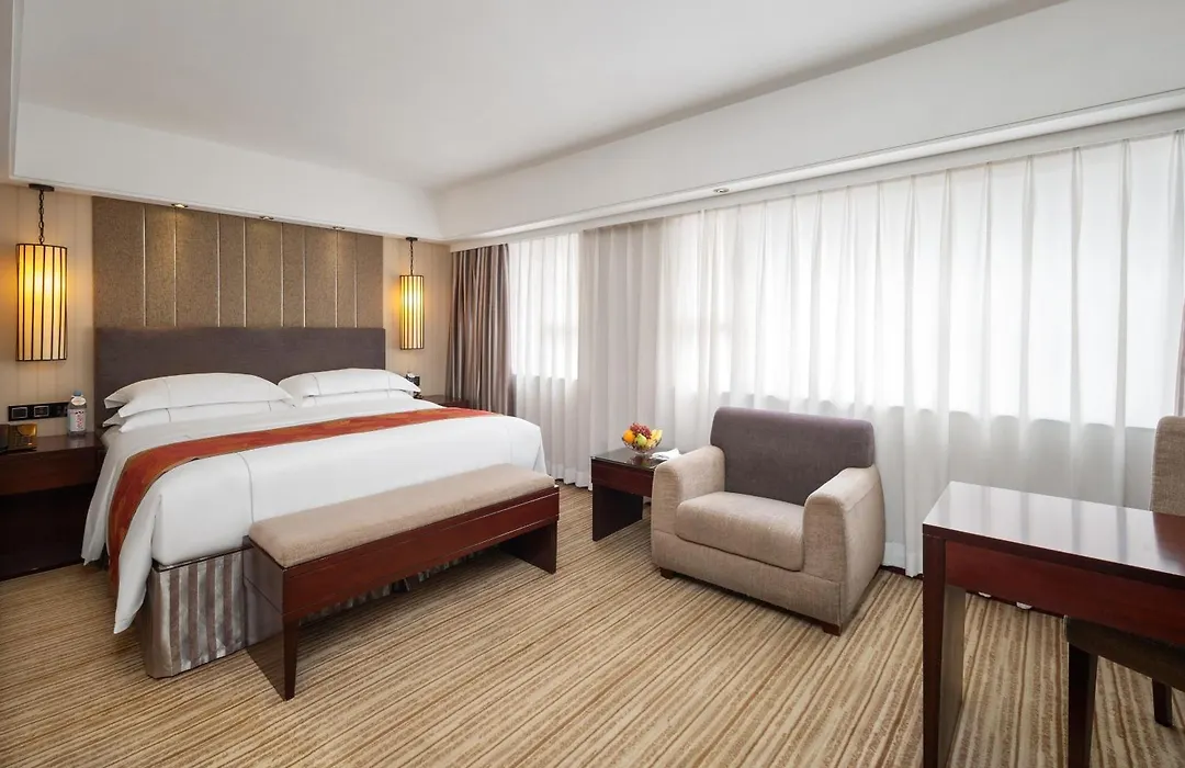 Hotel Beverly Plaza-1