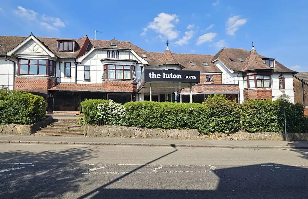 Oyo The Luton Hotel-1