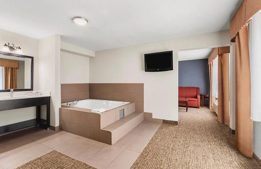 Comfort Inn & Suites Vancouver Downtown City Center-1