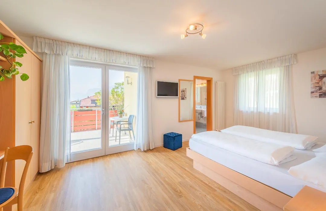 Pension Garni Erika-1