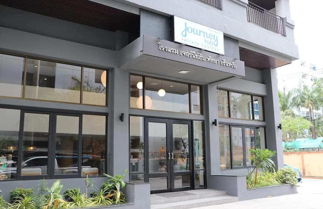 Journeyhub Pattaya Central-1