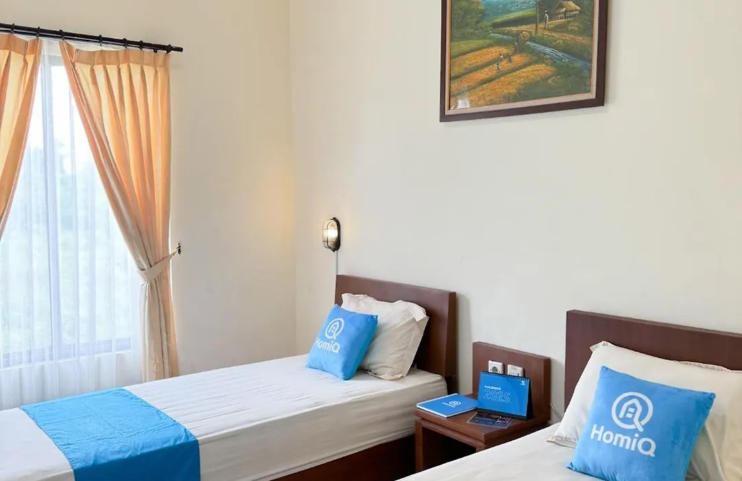 Adiputra Guesthouse Homiq-1