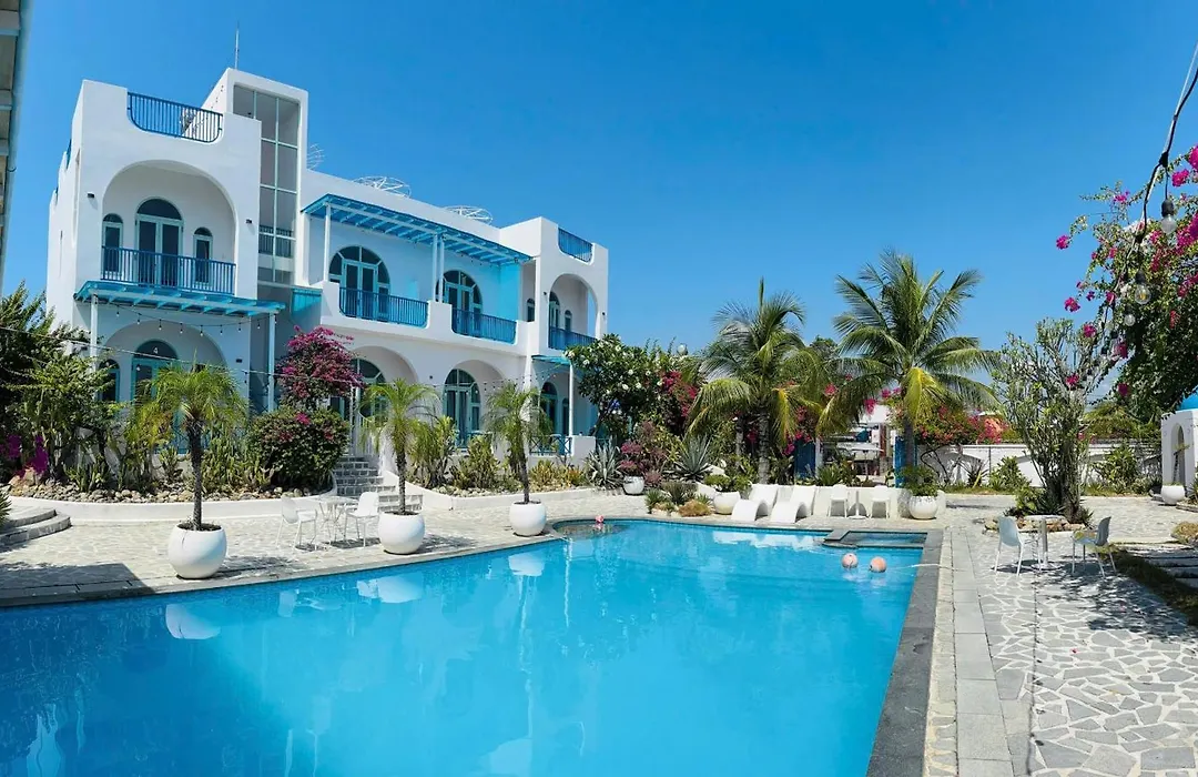 Santorini Villa Cam Ranh-1