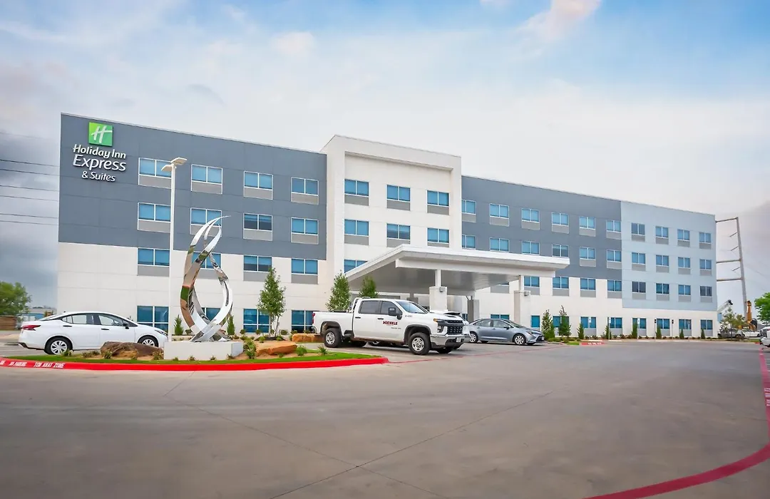 Holiday Inn Express & Suites Waco Downtown By Ihg-1