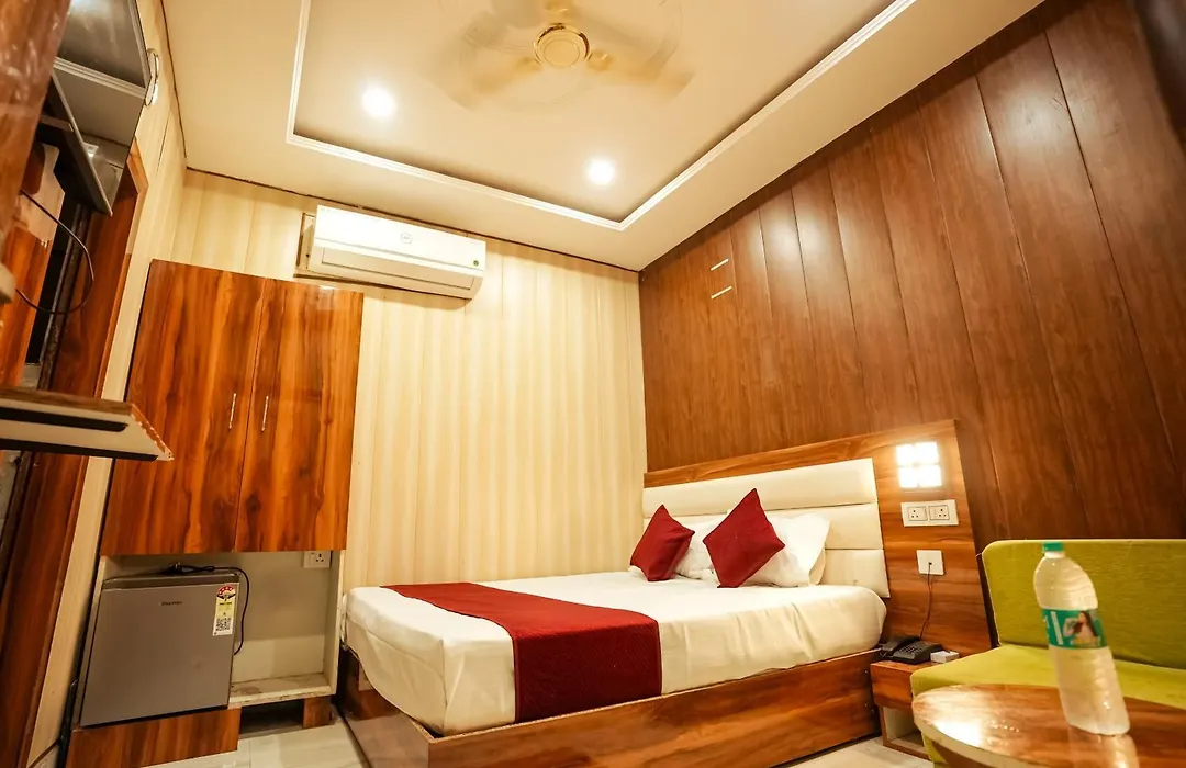 Shree Krishnam Residency Vrindavan Near Iskcon & Prem Mandir-1