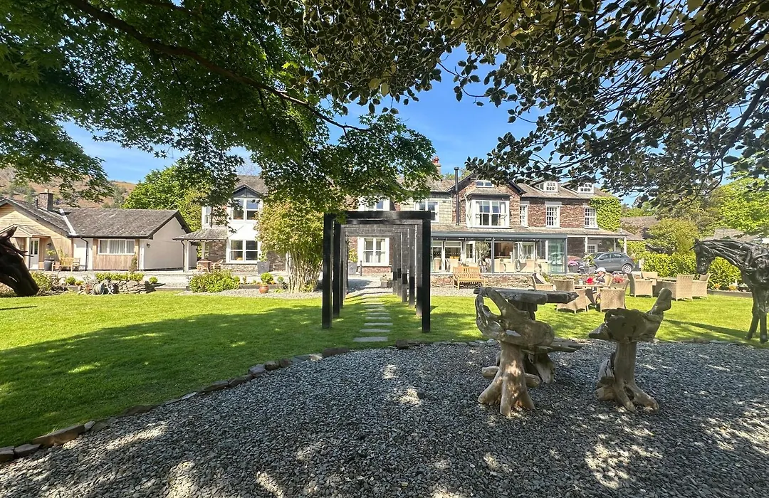 Bridge House Hotel & Silver Howe View Cottage-1