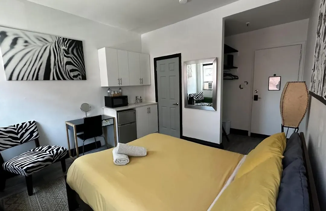 Queen Nest Hotel-1