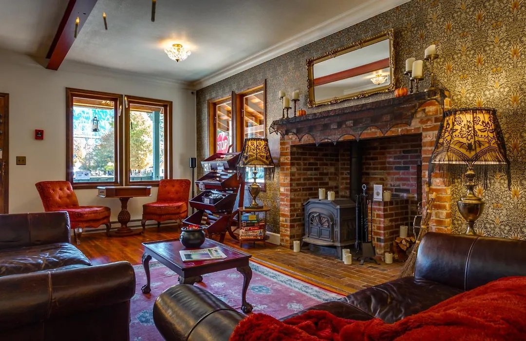 Historic Hotel Packwood-1