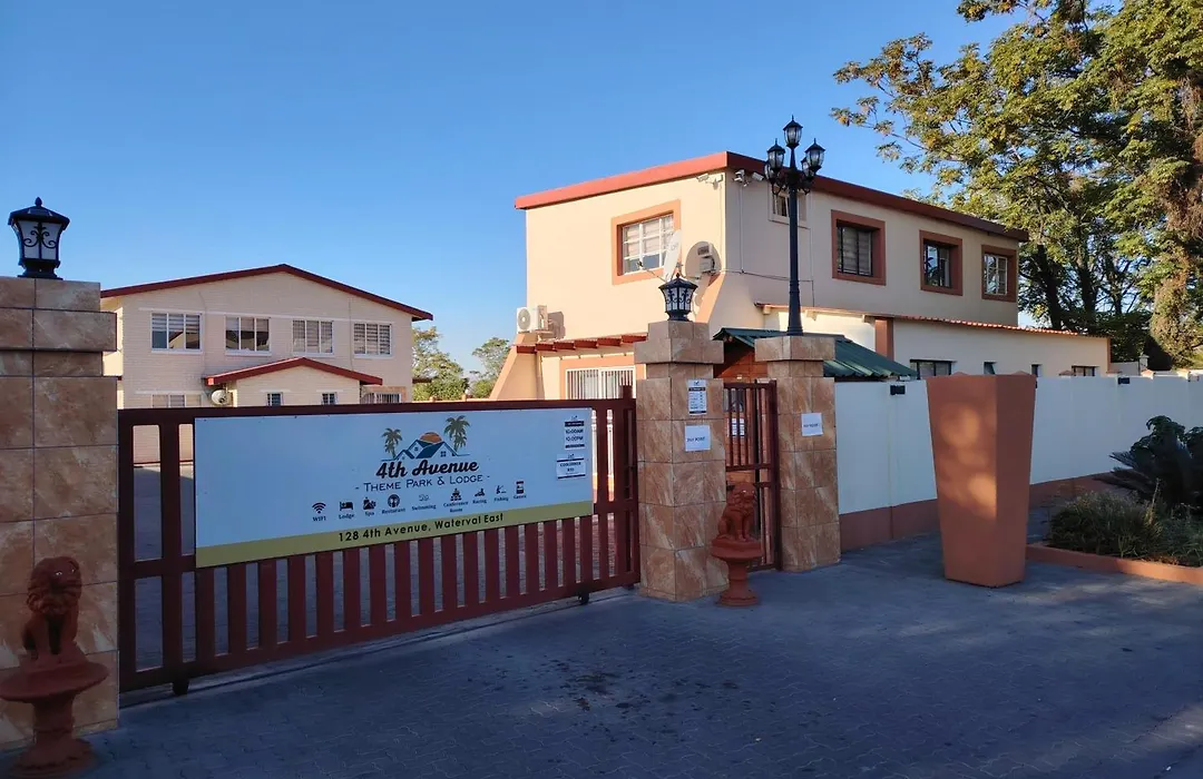 4Th Avenue Themepark & Lodge-1