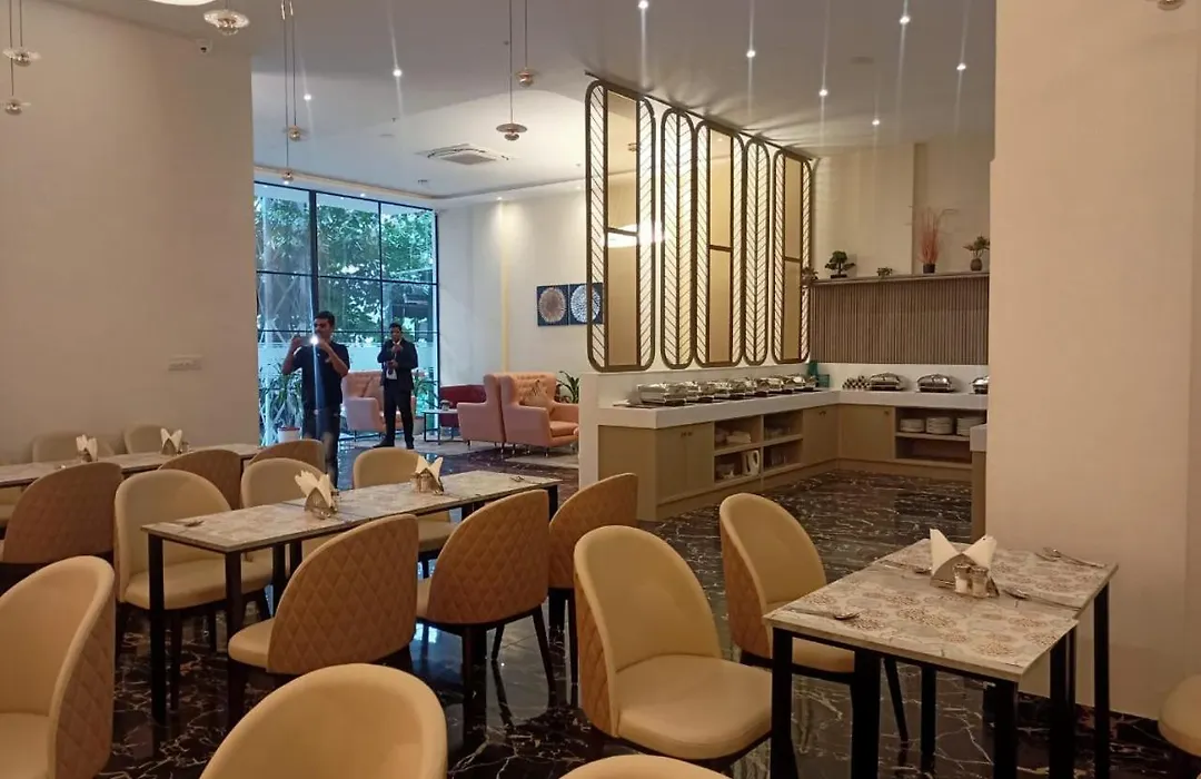 Grand Continent Hotel Gachibowli, Us Consulate-1