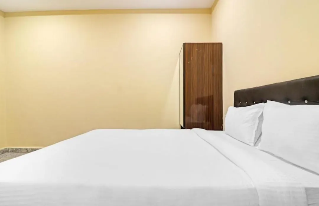 Bhadrak Hotel Ganesh # Plaza Bhadrak - Premium Near Temple - Restaurant Free Wifi And Parking Facilities A Top Hotel In Bhadrak-1