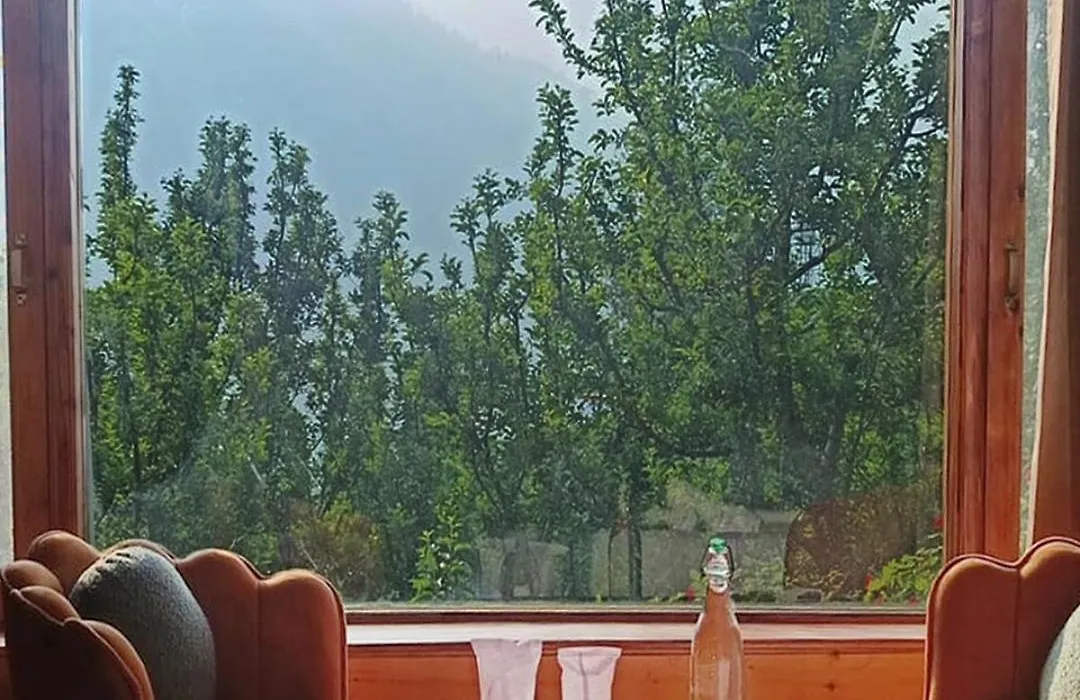 Mountain Shepherds Cottage-1