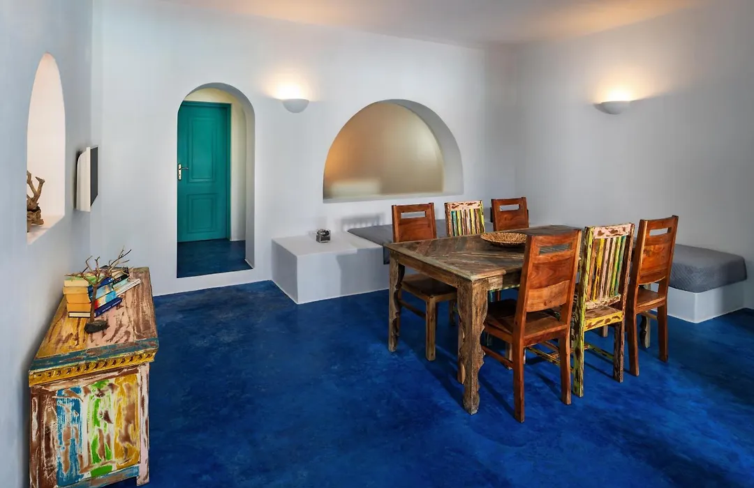 Nissia Beach Apartments & Suites-1