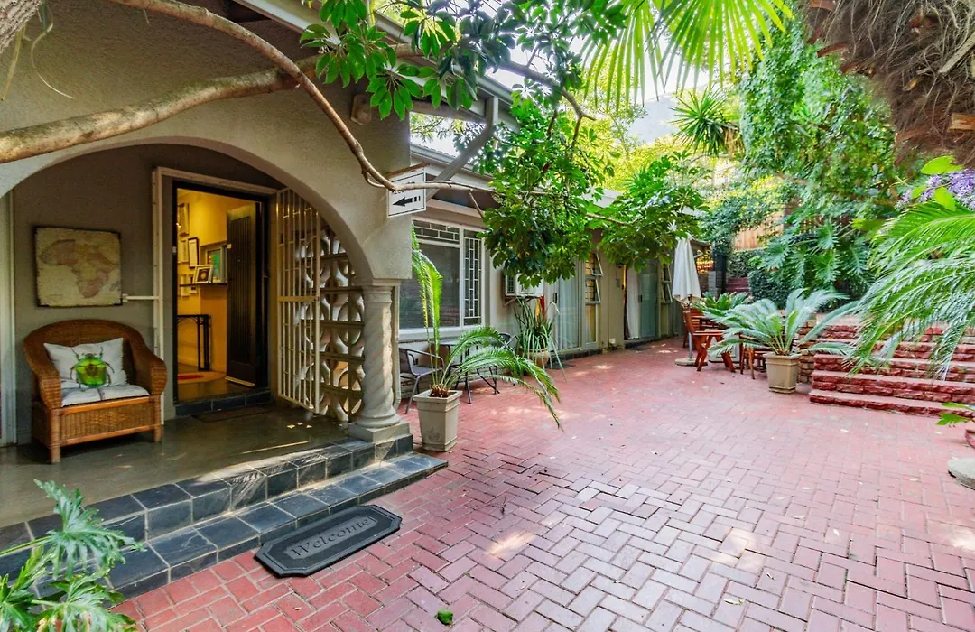 Pumleni Guesthouse-1