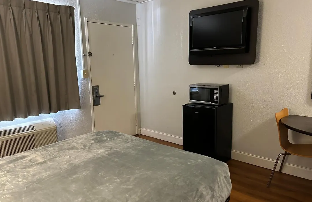 Motel 6 - Pensacola West-1