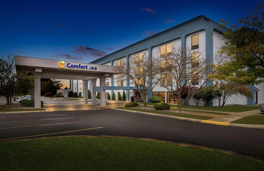 Comfort Inn Cadillac-1