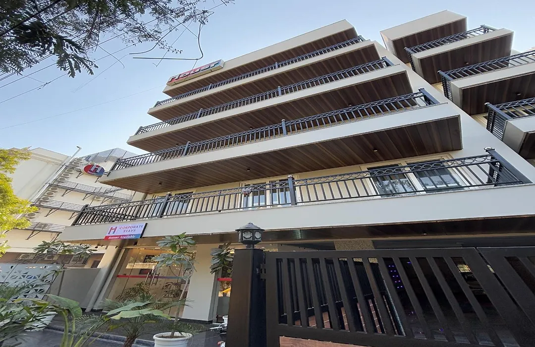 Housr Sector 45 Gurgaon Near Artemis Hospital-1
