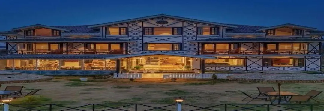 Lakewalk Suites-1