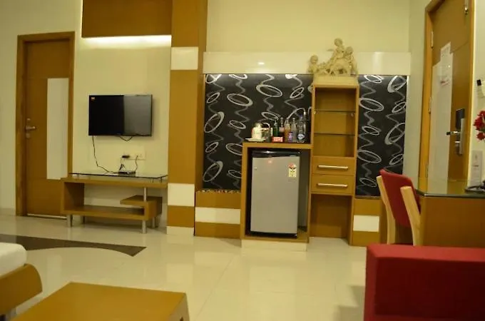 Hotel Somdeep Palace-1