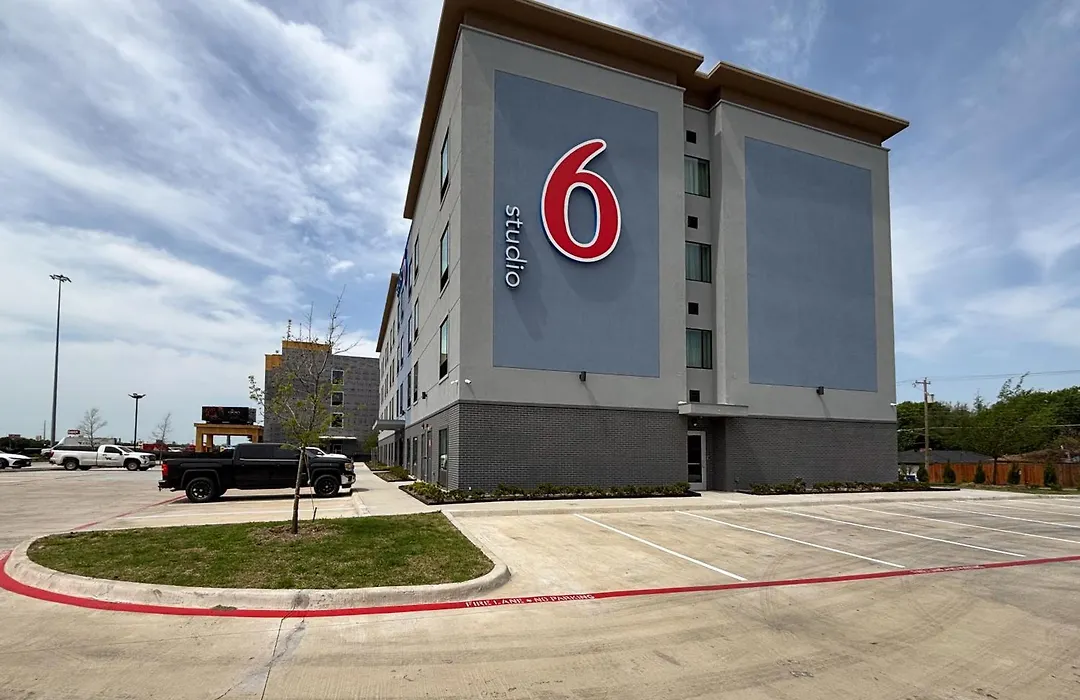 Studio 6 Dallas, Tx - Fair Park-1