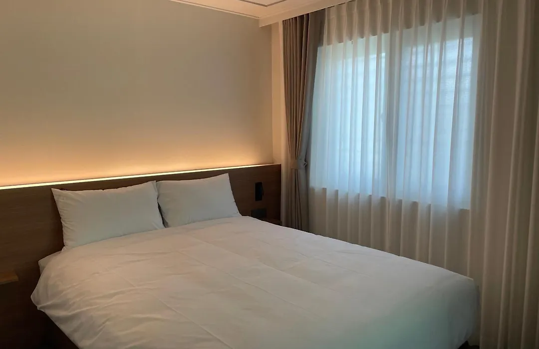 Maple Mansion Hongdae-1