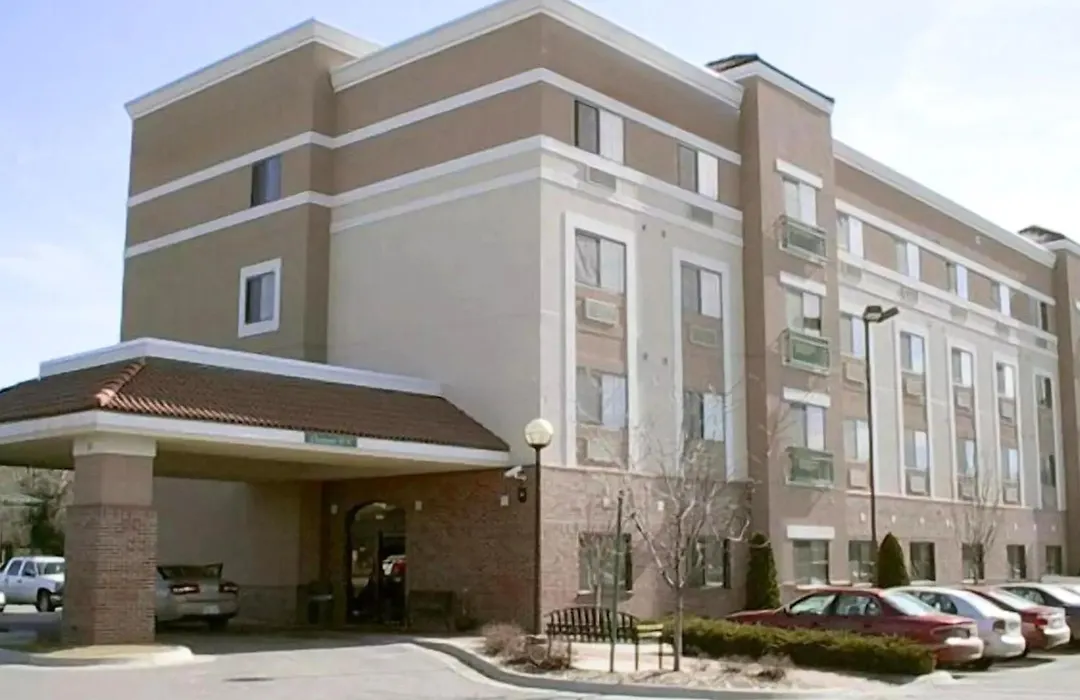 Coratel Inn And Suites By Jasper Wesley Hospital-1