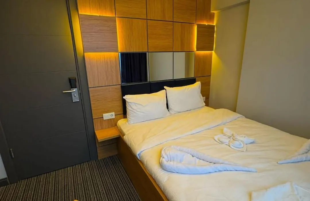 Premium Palace-1